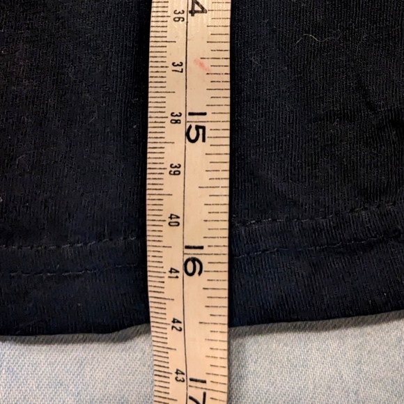 DC comics Batman tee-shirt classic style black with symbol only - Picture 4 of 4